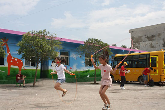 ϹI(y)W(xu)(jng)(j)Q(mo)׌W(xu)ԺϵPhж(hu)(sh)`(du)ʡƽɽPhѦ(zhn)ӜϴӢСW(xu)_չ֧̻(dng)ekӢСW(xu)һȤζ\(yn)(dng)(hu)׌W(xu)w(hu)Wƥ˾񡣈DKِ