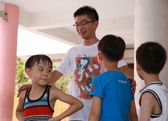 ݴW(xu)֪Ľ㡱`꠵㽭_չ֧̻鮔(dng)?sh)l(xing)СW(xu)ռWƥ˽D־ԸٝSӂ