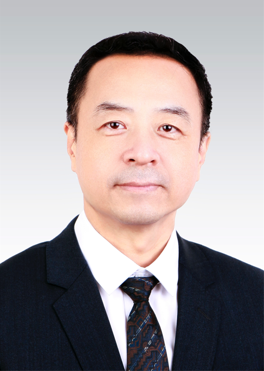 崔士鑫，男，漢族，1966年9月生，研究生學歷，中共黨員，現(xiàn)任人民日報社副總編輯兼機關黨委書記。