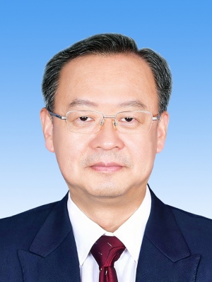 陳建文，男，漢族，1965年9月生，研究生學(xué)歷，中共黨員，現(xiàn)任人民日?qǐng)?bào)社總編輯。